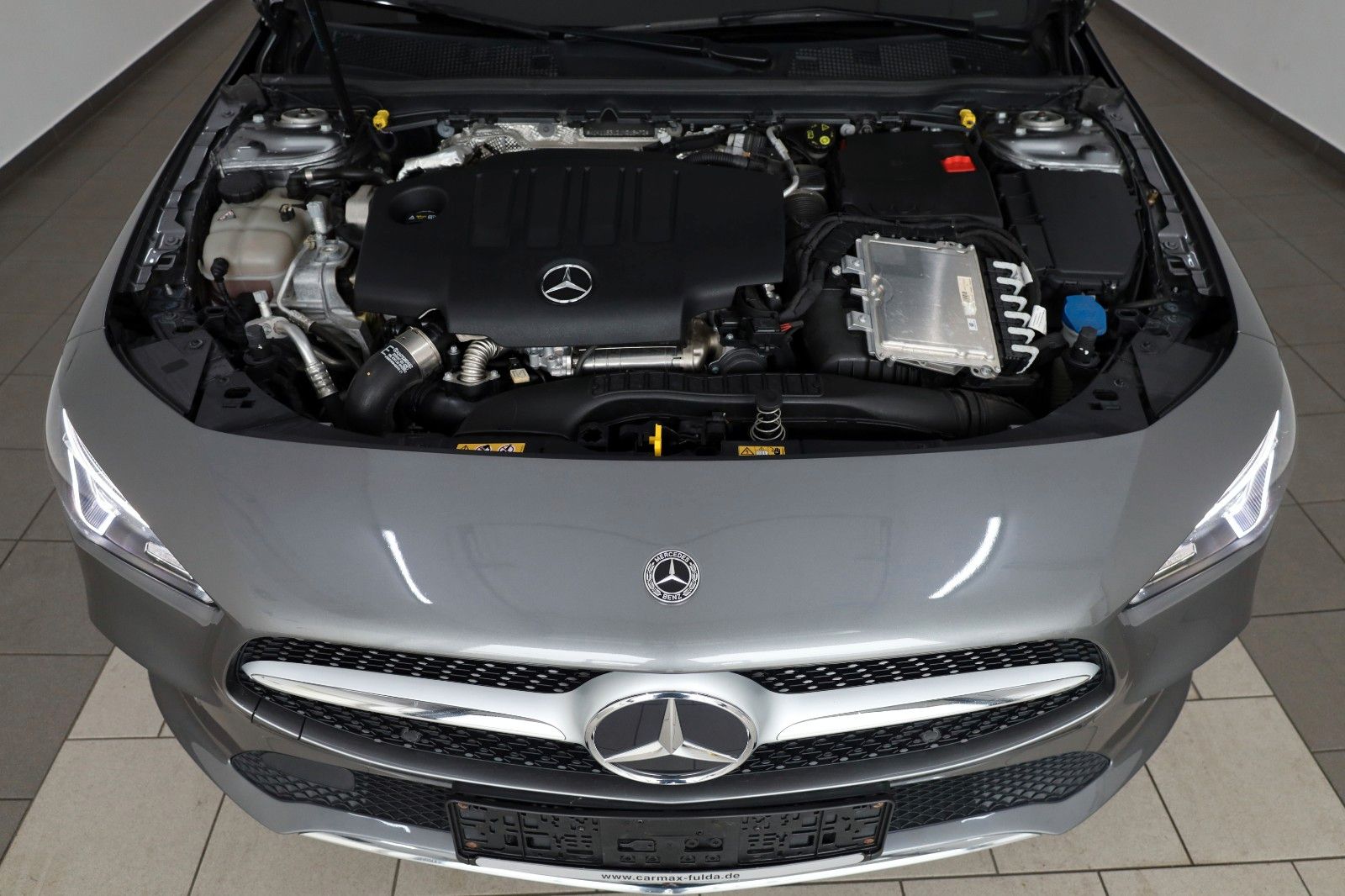Fahrzeugabbildung Mercedes-Benz CLA 200 d Coupe Leder,Navi,LED,SH,Kamera,AHK
