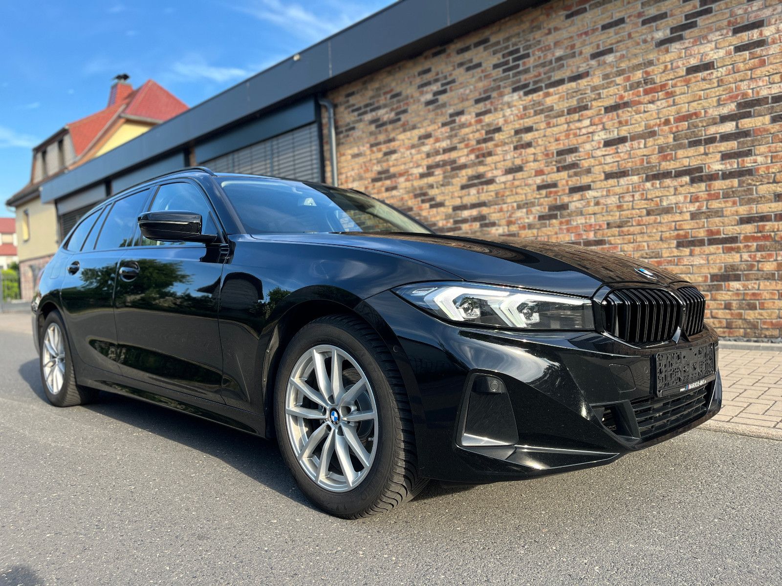 BMW 318i Tour LED Navi HiFi Sportlenkrad Shz Shadow foto 8