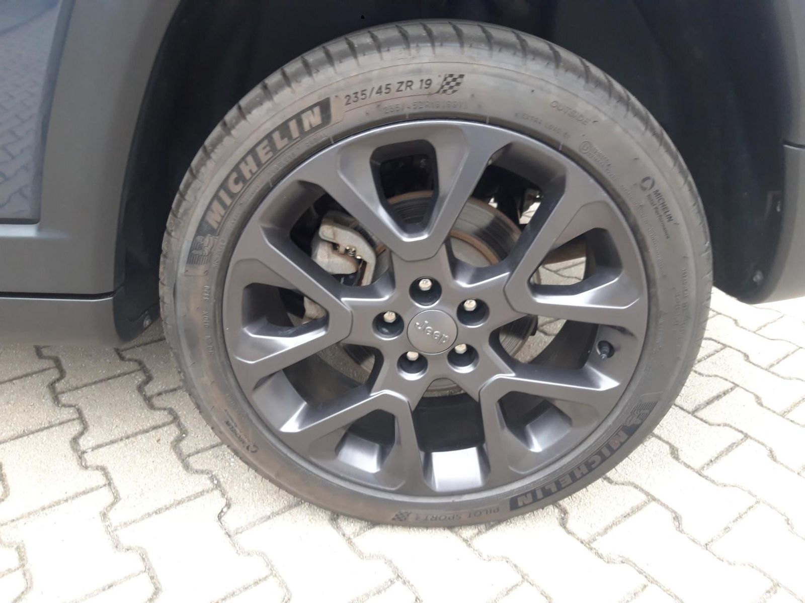 Jeep Compass - Bild 10