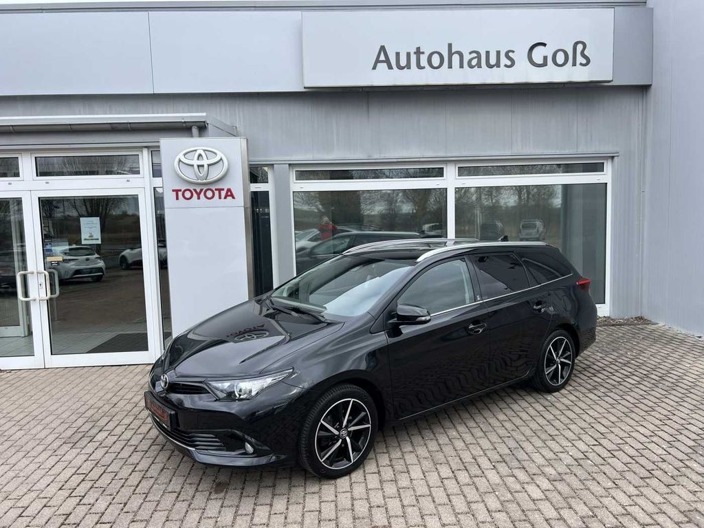 Image of Toyota Auris Touring Sports
