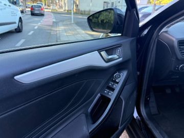 Ford Focus - 10