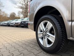 Fahrzeugabbildung Volkswagen T6.1 Multivan Comfortl. Navi LED Sitzh AHK Kamer