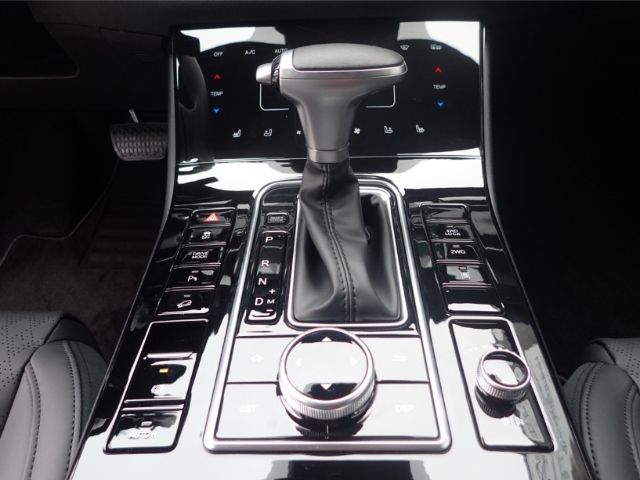 Fahrzeugabbildung DFSK Fengon 7 2.0 GDI 4x4 2,5t AHlast Navi PanoD 7Sit