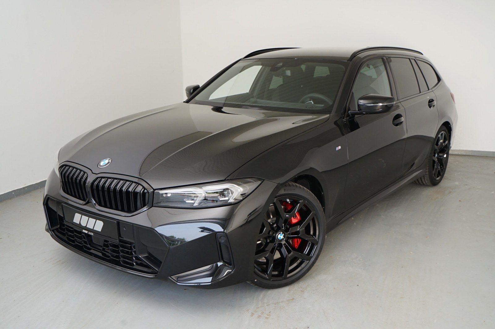 BMW 320i Touring (M-Sport Navi LED AHK Leder Shz) imagem 2