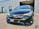 Toyota Avensis 2.0 D-4D Business Edition - Toyota Avensis: Business Edition