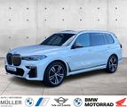 BMW X7 M50d A SkyLounge Head-Up B&W