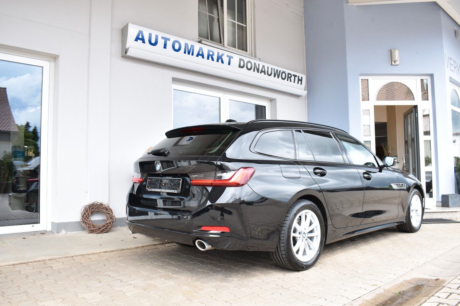 BMW 318d Touring Aut. Mild-Hybrid  Navi Teilleder foto 5