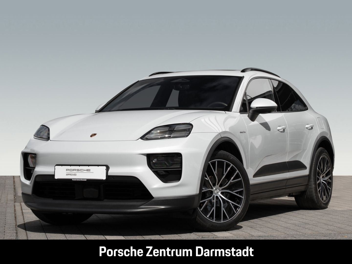 Porsche Macan 4 InnoDrive Surround View Luftfederung BOS