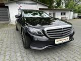 Mercedes-Benz E 220 d Leder / Navi / Kamera / Multibeam - Mercedes-Benz E 220 mit Diesel-Antrieb: Limousine