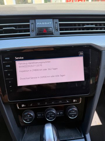 VW Passat Variant 2.0 TDI SCR DSG Business Vari...