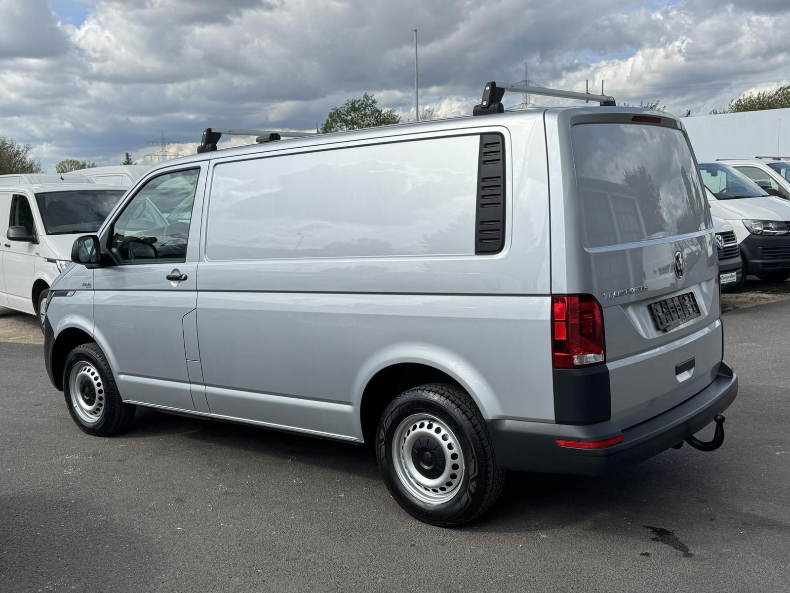 Volkswagen T6 Transporter 6.1 Kasten TDI DSG AHK*NAVI*MFL
