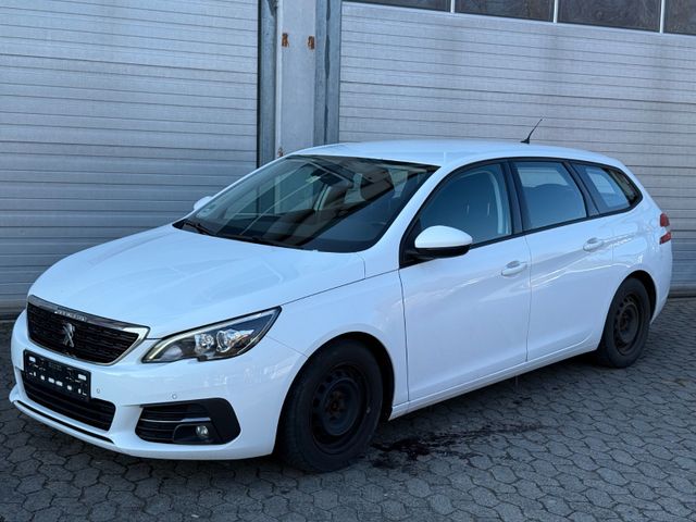 Peugeot 308 SW Active / AHK