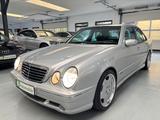 Mercedes-Benz E 280 AVANTGARDE NAVI  SCHECKHEFT AMG-FELGEN - Mercedes-Benz E 280 in Wuppertal