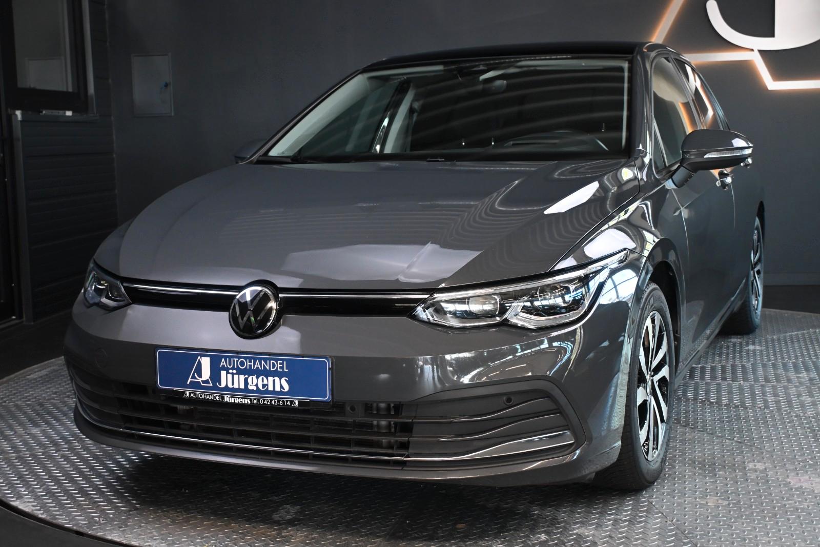Volkswagen Golf VIII Lim. Active/IQ/PANO/HEAD-UP/AHK