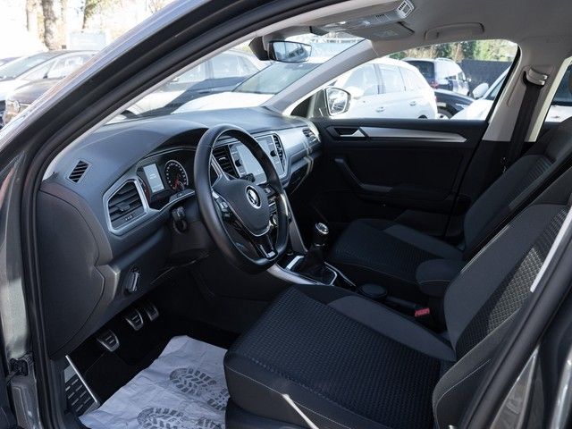 T-Roc Active TSI AHK NAV ACC el. Heckklap. Ganzj