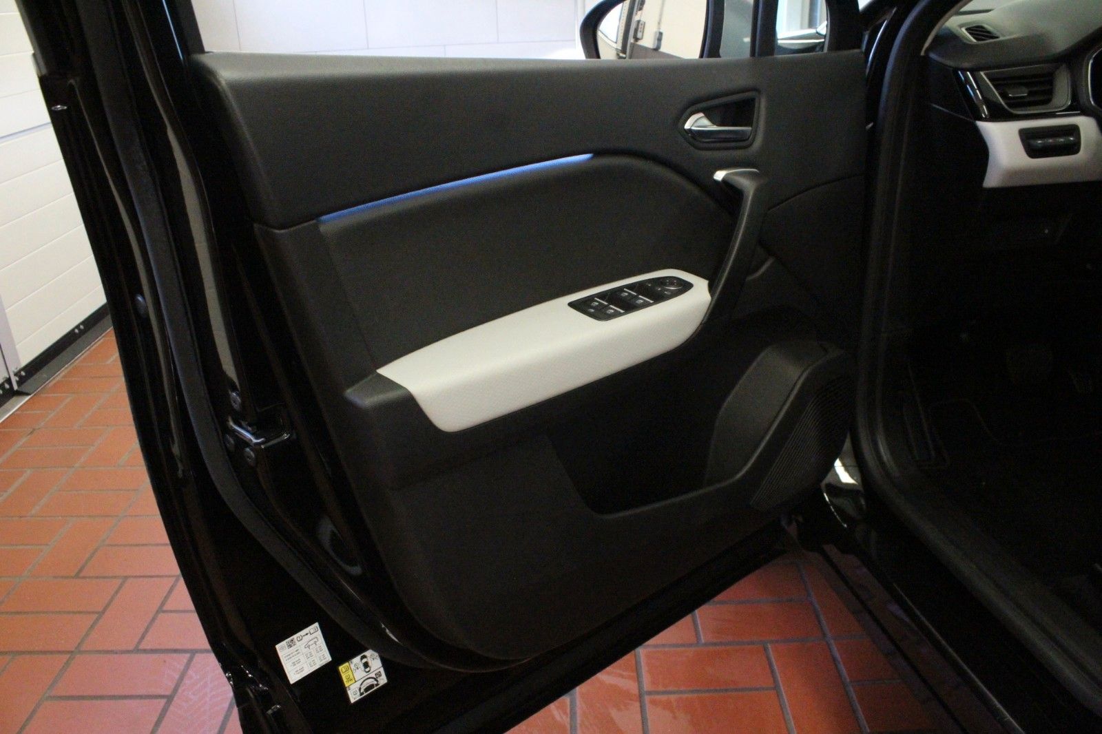 Fahrzeugabbildung Renault Captur E-Tech Plug-In 160* Edition One *