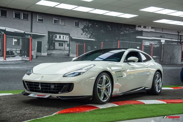 Ferrari GTC4Lusso T "WARRANTY NEW POWER"