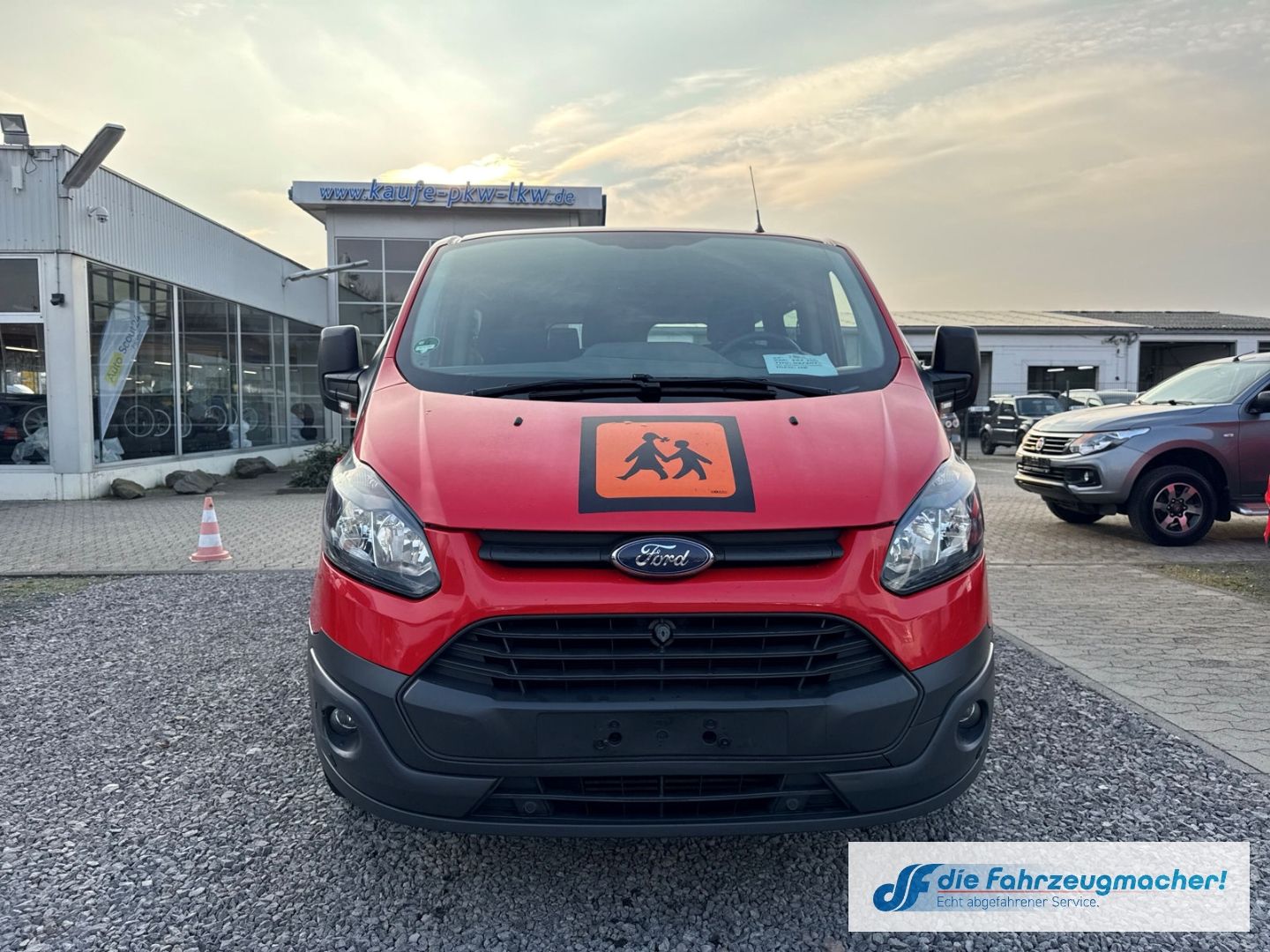 Fahrzeugabbildung Ford Transit Custom Kombi 300 L1 2.2 TDCi *1889 *EXPO