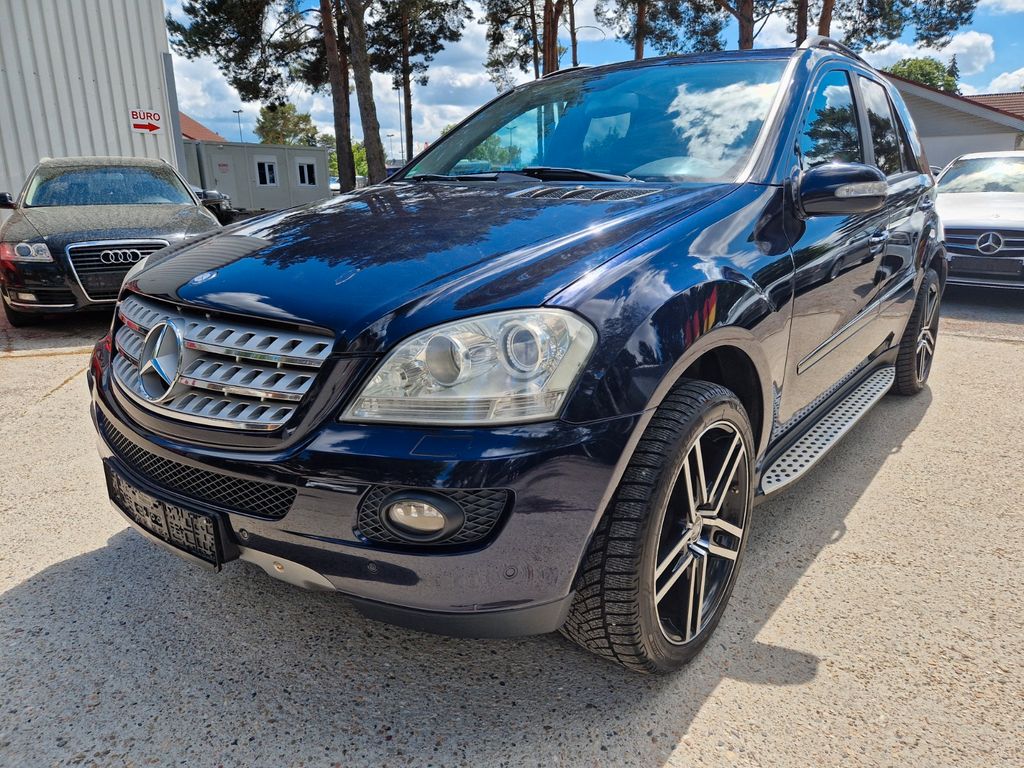 Mercedes-Benz ML 320