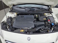 MERCEDES-BENZ A 180 AMG Styl. El. Panodach Bi-Xenon SHZ Parkle