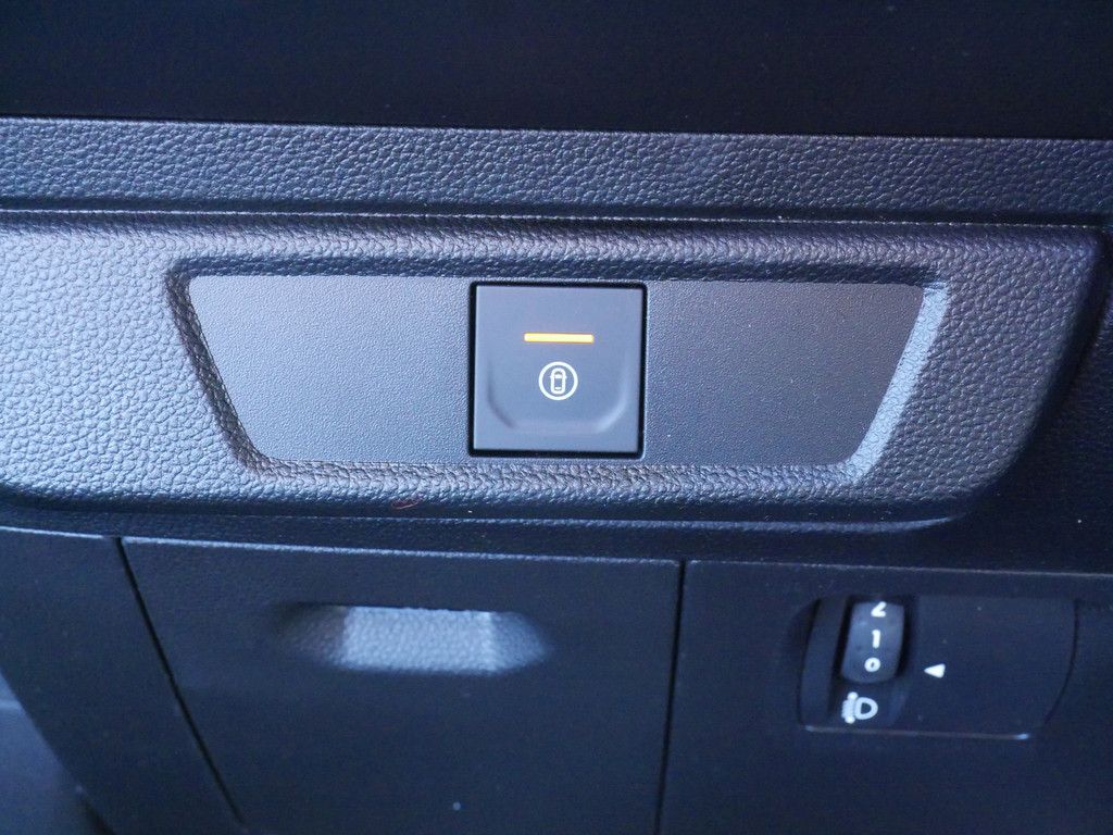 Fahrzeugabbildung Dacia Sandero Stepway Expression TCe 90