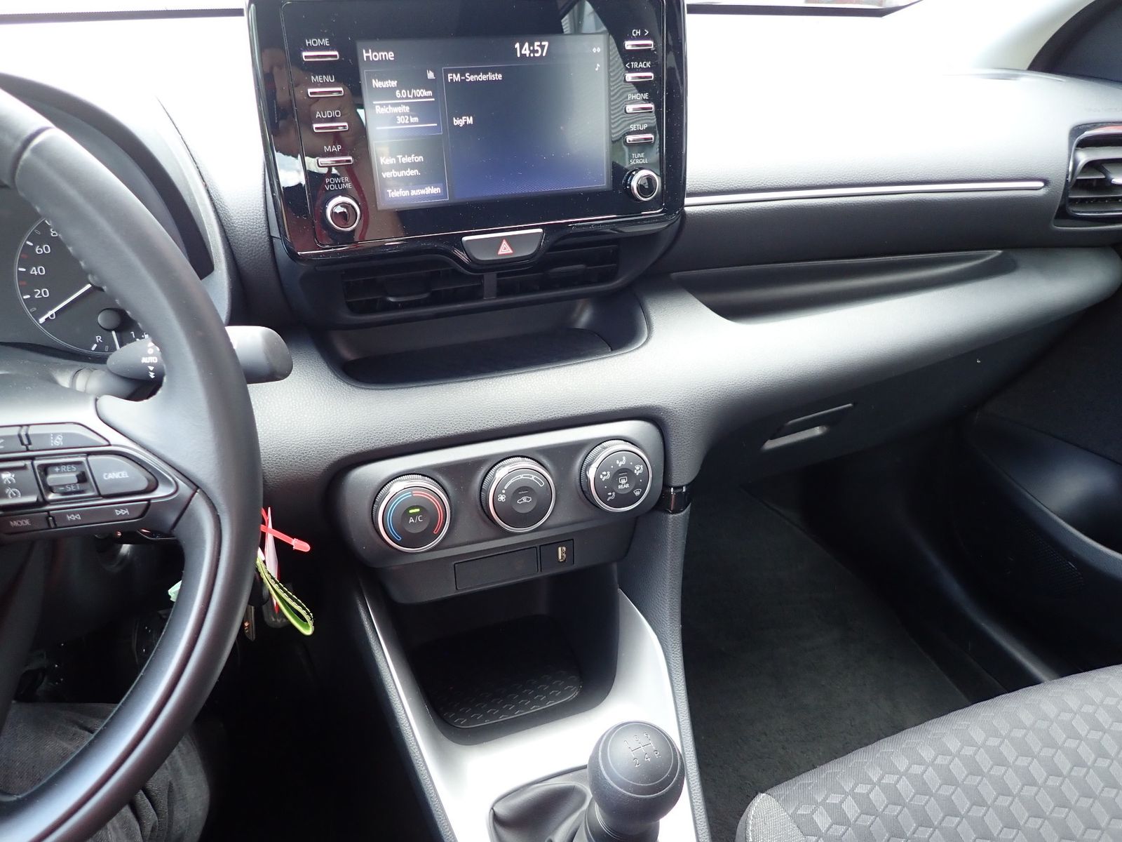 Fahrzeugabbildung Toyota Yaris 1.0 Comfort