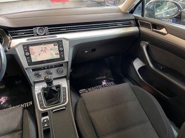 Volkswagen Passat Variant  *1.HAND*NAVI*APS*AHK*LED*SMARTL*