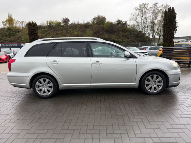 Toyota Avensis  Kombi 1.8 Travel