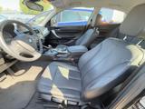 BMW 118 i Aut. / Bi-Xenon / PDC V+H / NAVI  - BMW 118: I