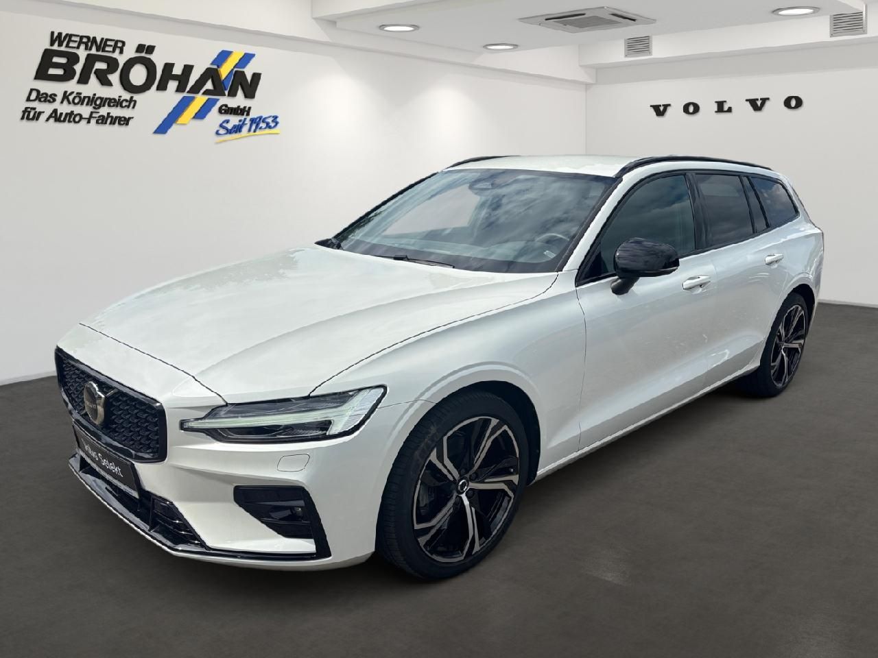 Fahrzeugabbildung Volvo V60 B4 Benzin Plus Dark 2WD
