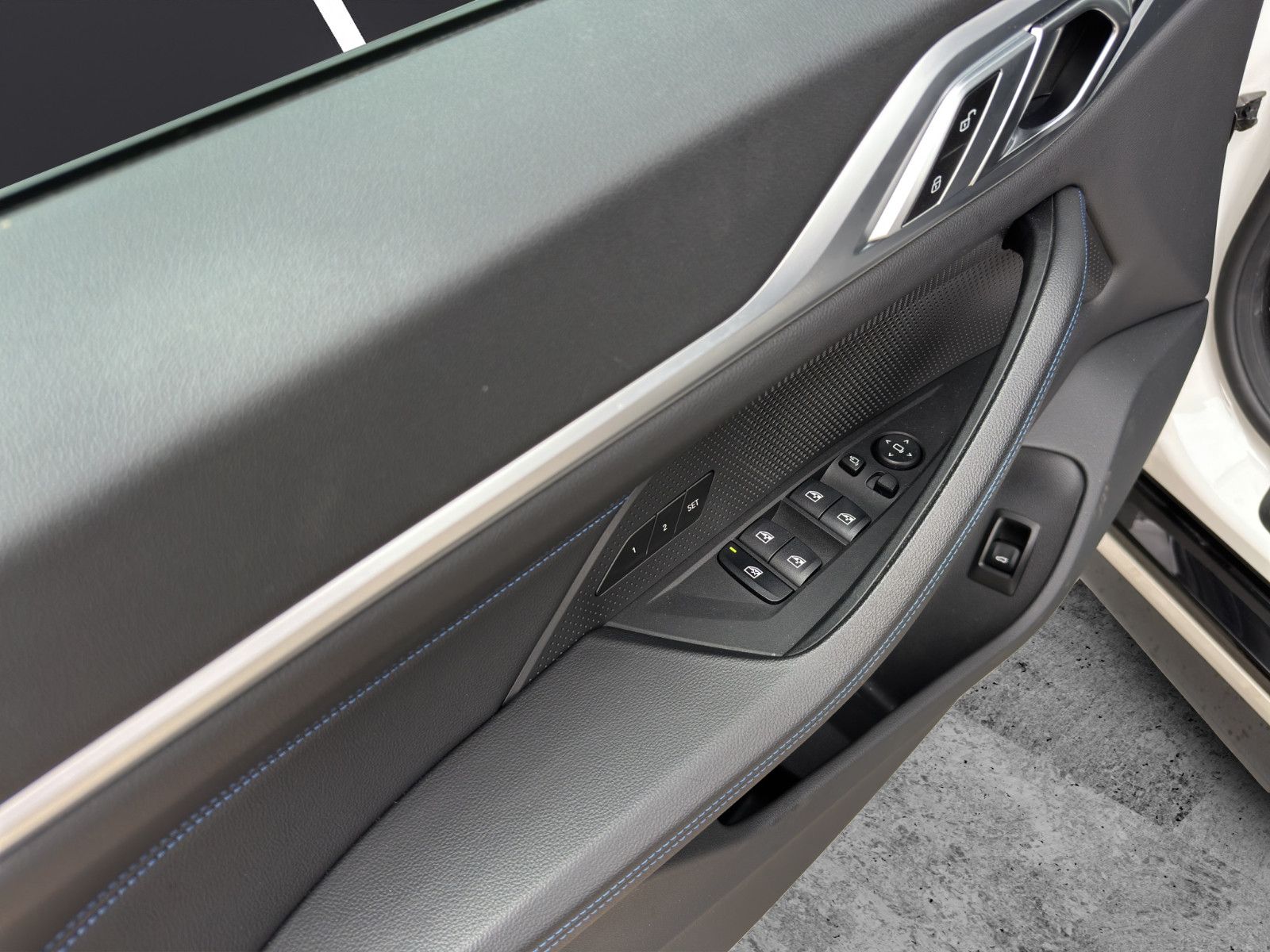 Fahrzeugabbildung BMW 420d Gran Coupe MSport LED*LiveC*Schiebedach*