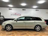 Toyota Avensis Kombi 2.2 D-CAT Executive - Toyota Avensis aus 2005 mit Diesel-Antrieb