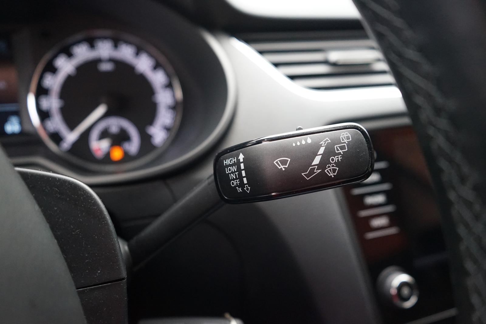 Skoda Octavia Combi 1.0 TSI Tour LED SmartLink Sitzhei, миниатюра 21