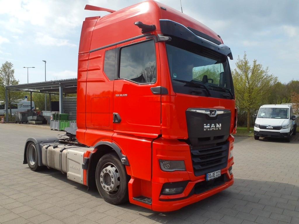 MAN TGX 18.520 4x2 LL Hubsattelplatte Kauf / Miete