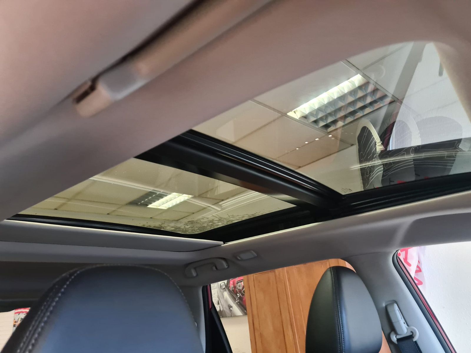 Fahrzeugabbildung Nissan X-Trail Tekna /NUR 40.TKM/SCHECKHEFT/LED/BOSE