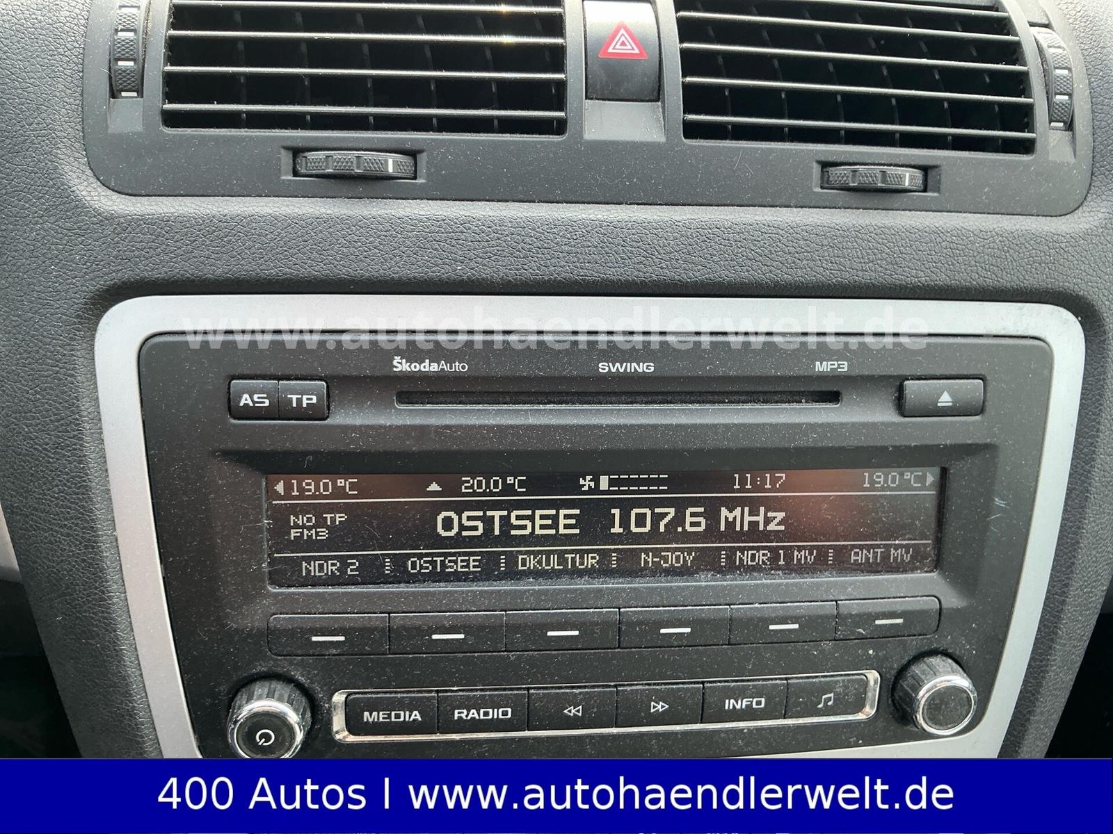 Skoda Octavia 2010 — photo 16