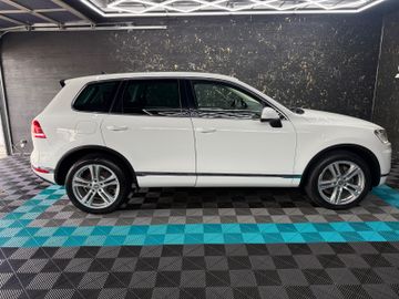 Volkswagen Touareg - 4