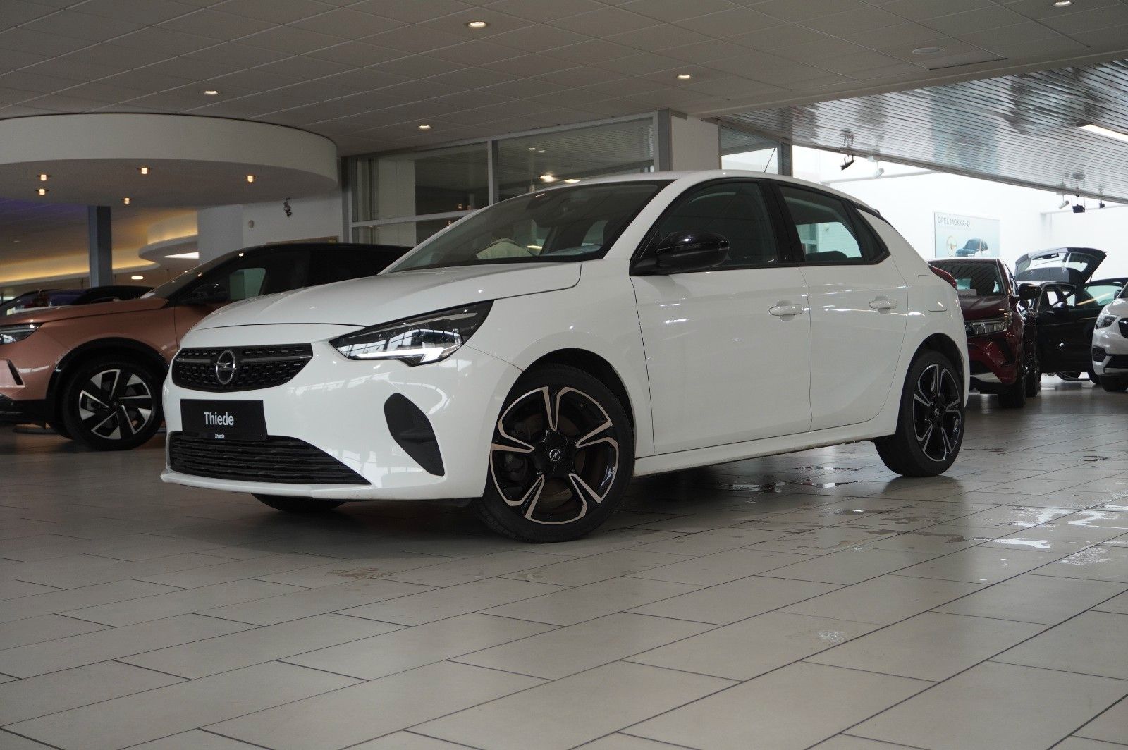 Fahrzeugabbildung Opel Corsa F 1.2 ELEGANCE NAVI/LED/VIRTUAL/SPORT/DAB+