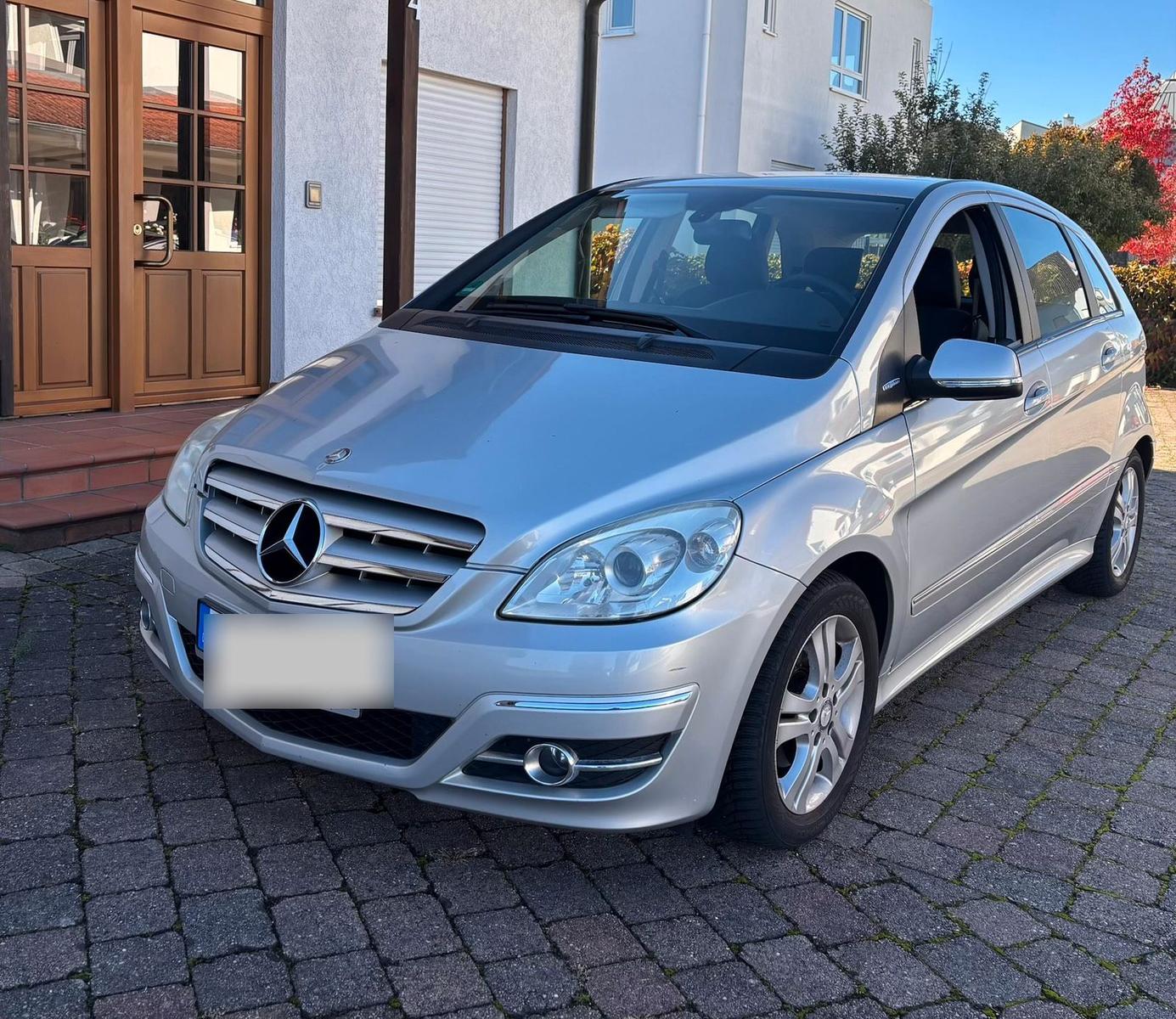 Mercedes-Benz B 160