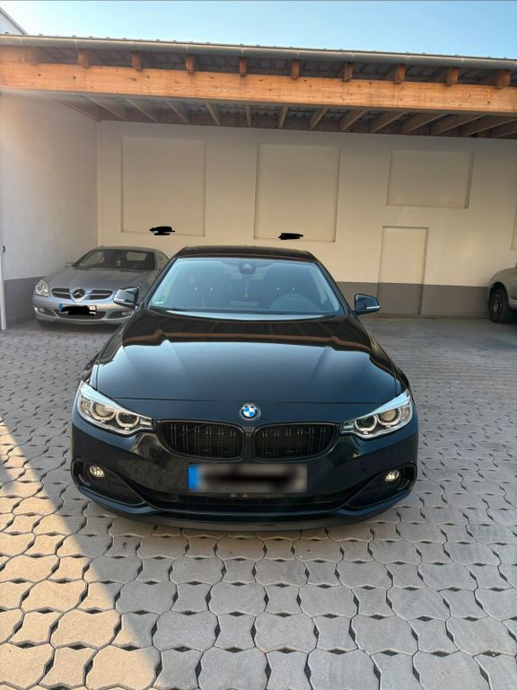 Image of BMW 320