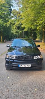 BMW X5 4.4i - - gebrauchte BMW X5 aus dem Jahr 2003