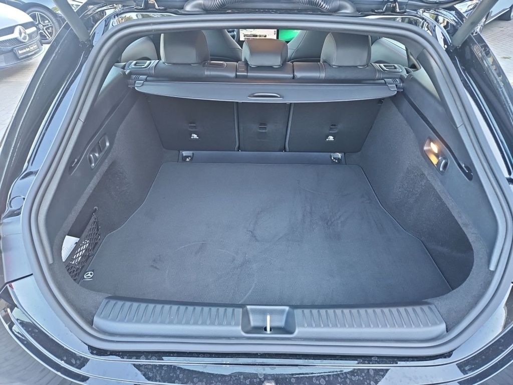 Fahrzeugabbildung Mercedes-Benz CLA 250+ SB ++ AMG+AHK+WINTER-PAKET+360-GRAD ++