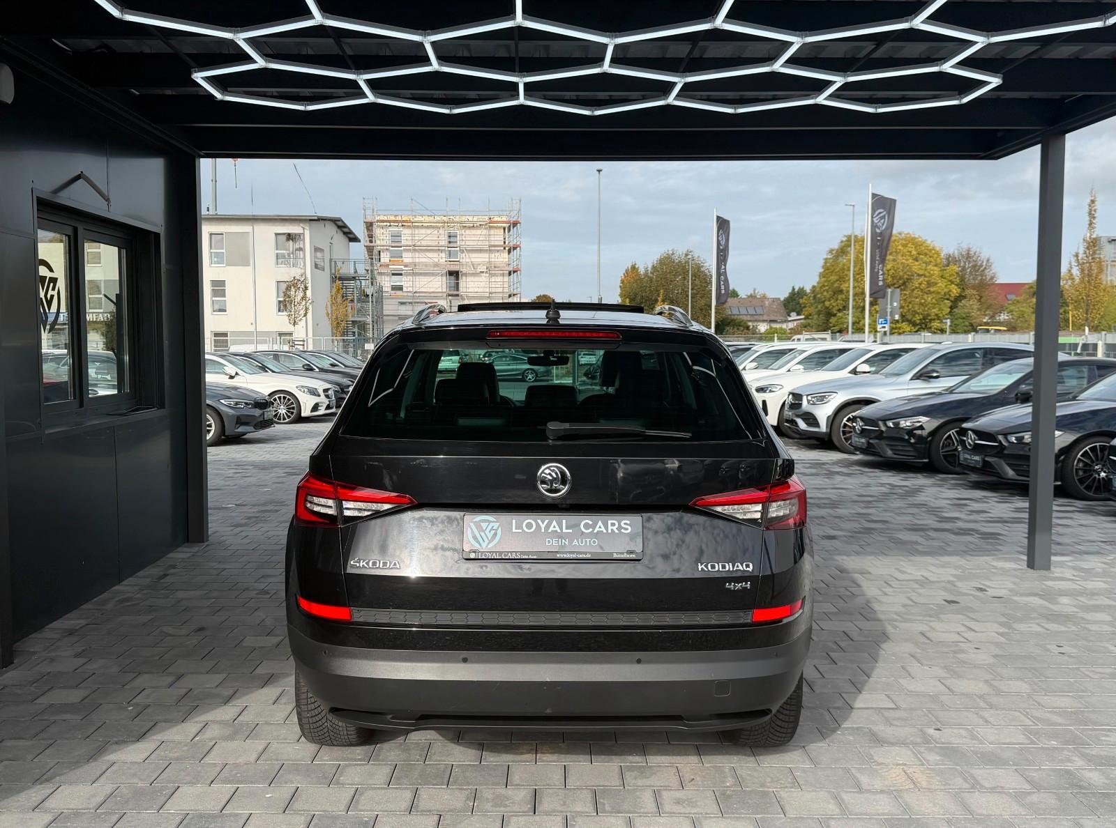 Skoda Kodiaq Style 4x4*7Sitzer*PANO*360*LED*MEMORY*AHK