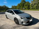Toyota Avensis Combi 1,8-l-Valvematic Comfort Comfort - gebrauchte Toyota Avensis aus dem Jahr 2013