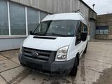 Ford Transit Tourneo 2.2 TDCI 9 Sitzer - Ford Transit Custom aus 2012