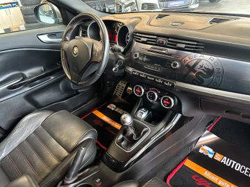 Alfa Romeo Giulietta *BI-XENONAFS)*2-ZONEN*TEMPO*SPORT*