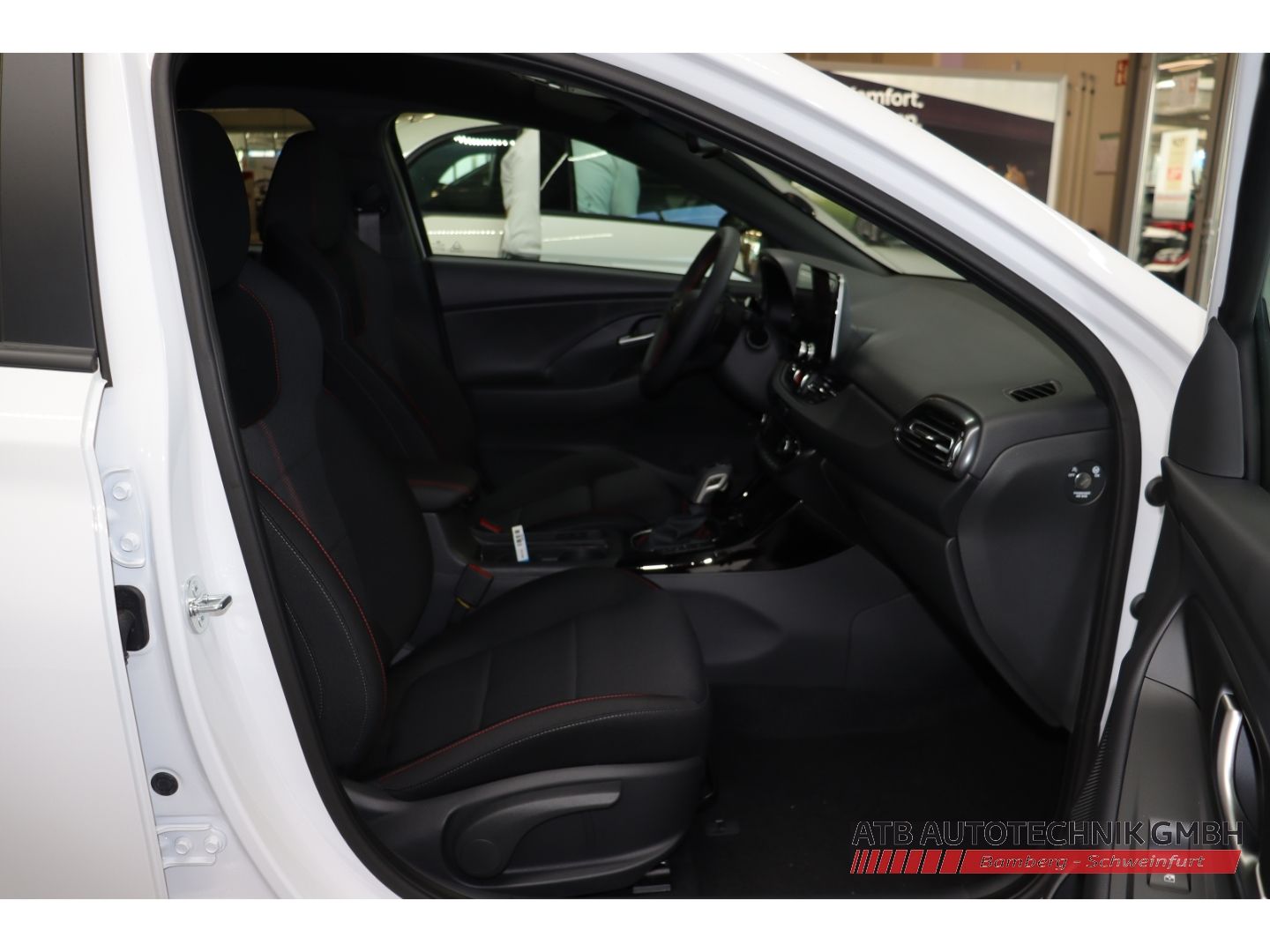 Fahrzeugabbildung Hyundai i30 MY26 N-Line 1.6 T-GDi 150PS 7-DCT 2WD Navi L