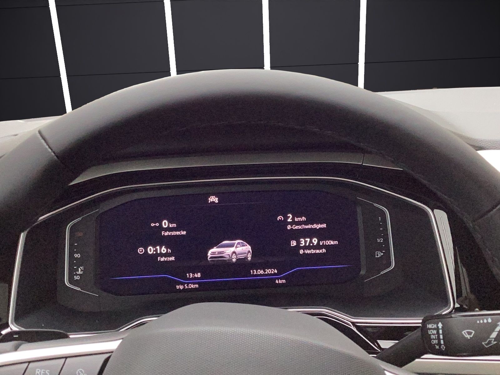 Fahrzeugabbildung Volkswagen Taigo DSG Matrix ACC Kamera