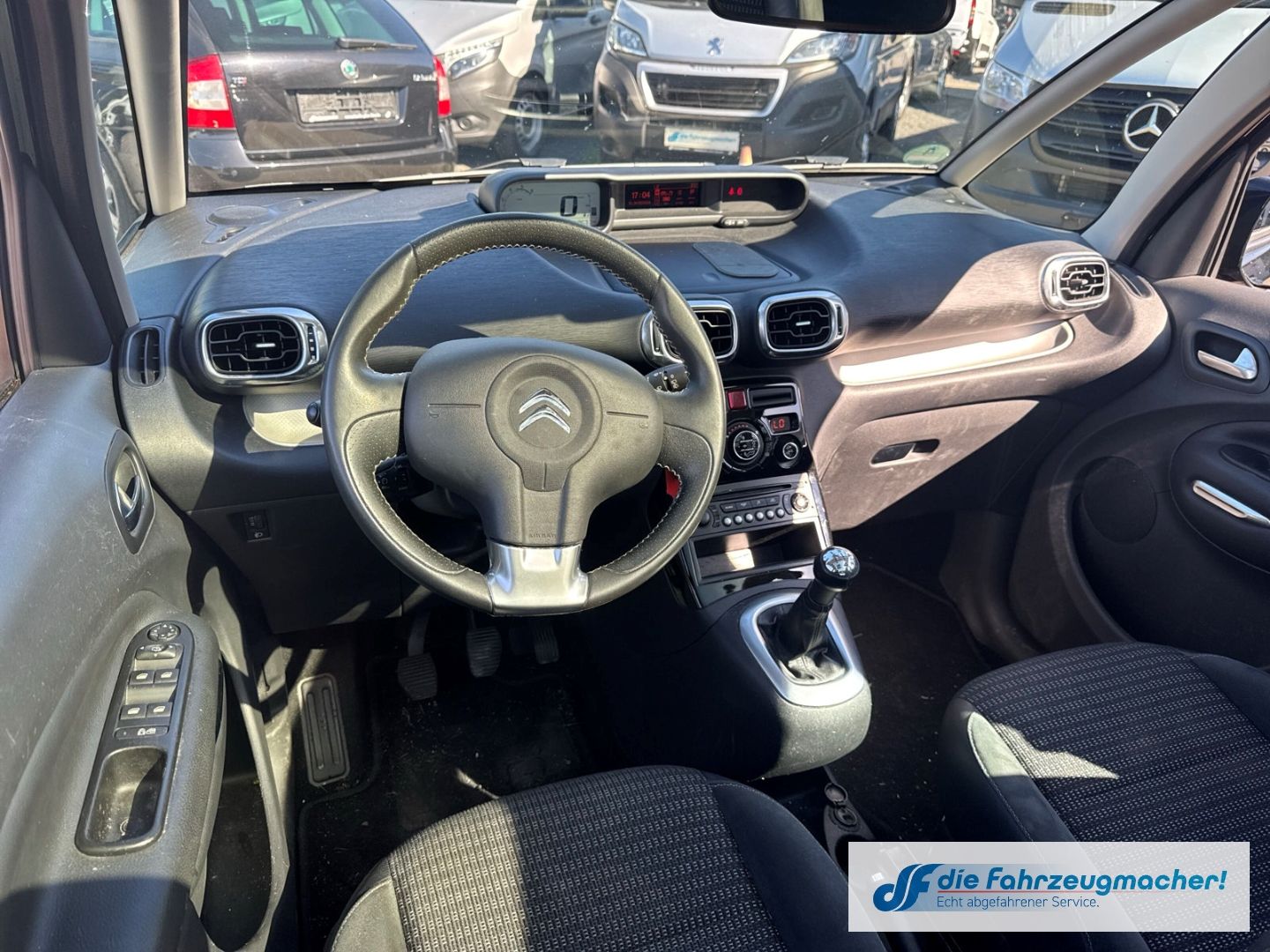 Fahrzeugabbildung Citroën C3 Picasso Exclusive 1,6HDi Pano TÜV 05/27 *EXPO