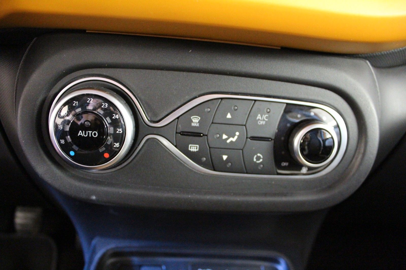 Fahrzeugabbildung Renault Twingo SCe65 Intens*Easy Link*Faltdach*